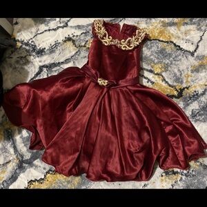 Girls dress